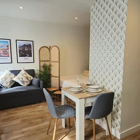 5 Dragos Apartment *